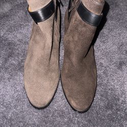 Women's coach boots