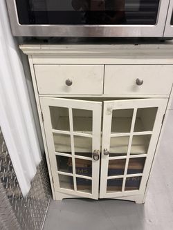 Butler Specialty Brouno Chest 