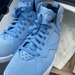 Jordan’s size 8 Men 