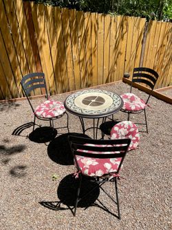 Bistro patio 4-piece set