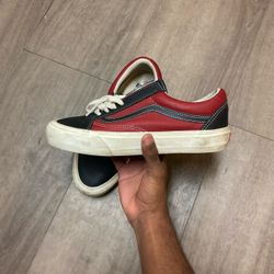 Red vans size mens  8
