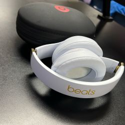 Beats Studio Pro Headphones 