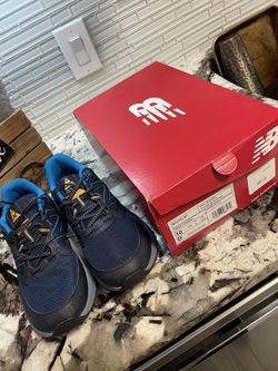 New Balance Mens Size 10