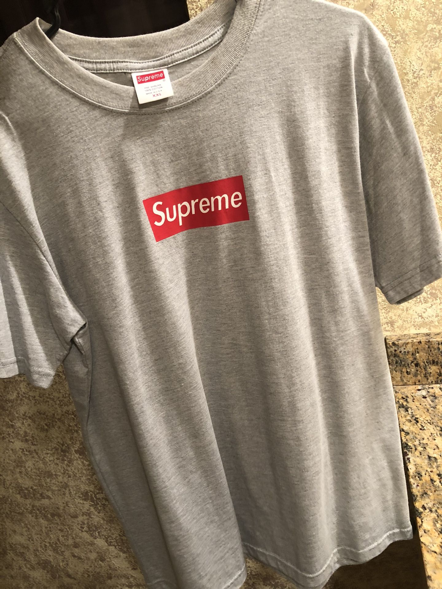 Supreme shirt box logo