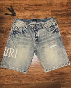 Amiri jorts size 36