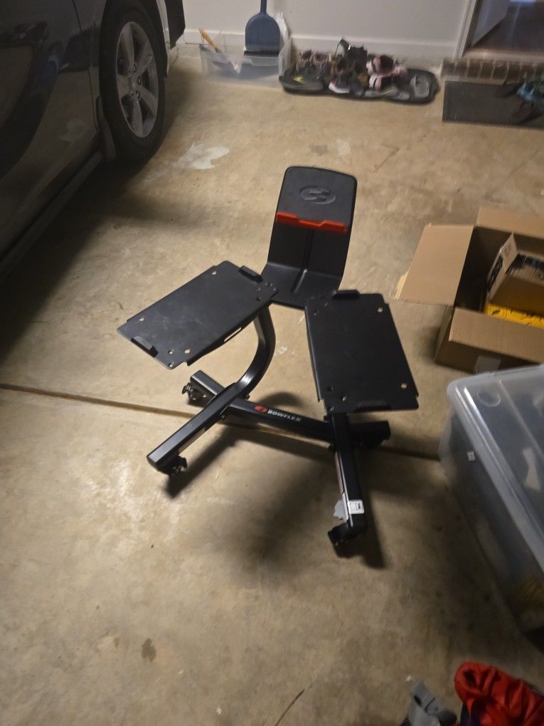 Bowflex Dumbell And Media Stand With Wheels