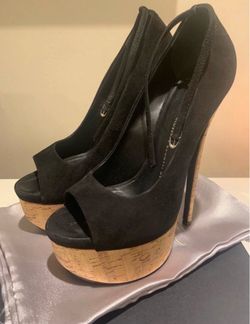 Authentic Giuseppe Zanotti Denny 115 Skyhigh Plataform Pumps Black Suede like Brand New 100% ORIGINAL