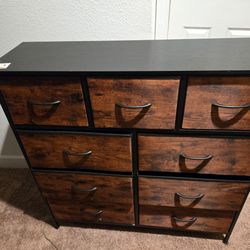 Drawing table