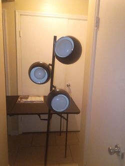 Standing light