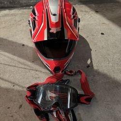 Motocross Helmet(Fox) Gloves & Oakley Goggles 