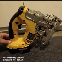 DEWALT 18v Keyless Cordless Variable Speed Jig Saw- DC330 
