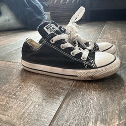 Toddler Converse Size 9