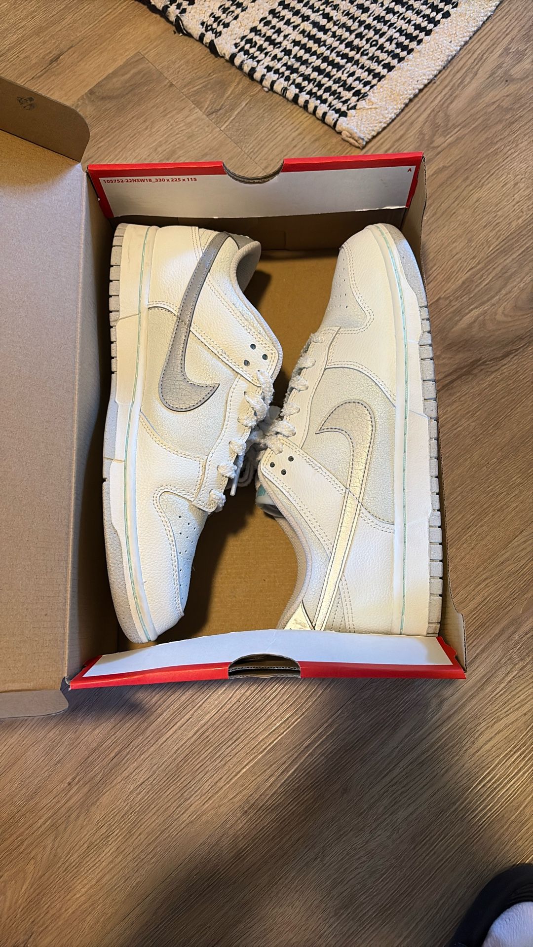 NIKE DUNK LOW RETRO SE