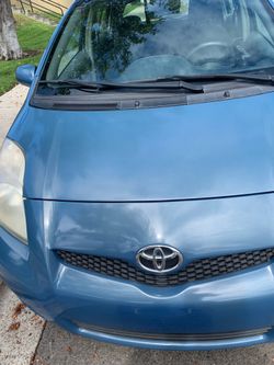 Yaris 2010
