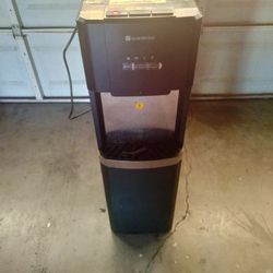 Water Dispenser