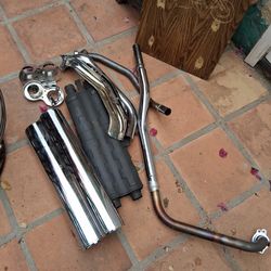 Free motorcycle exhaust