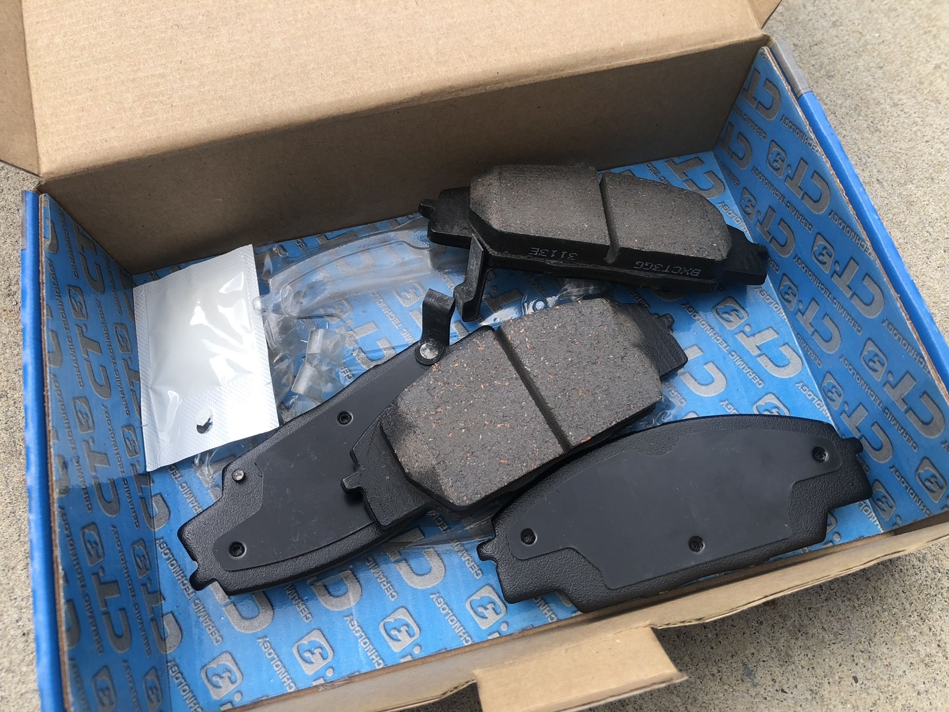 Front Ceramic Brake Pads for Acura RSX Type S Honda Civic Si