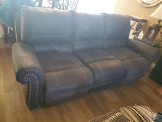 Recliner sofa