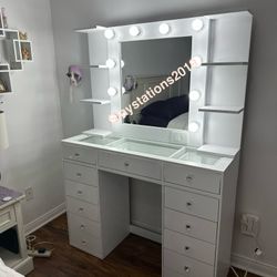 Makeup Vanity