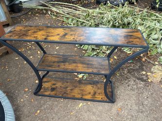 Shelf/TV stand