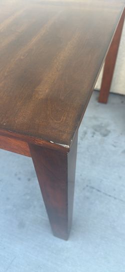 extendable dining table