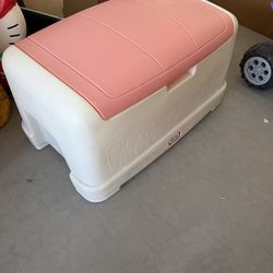 Little Tikes white and pink toy box