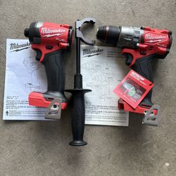 Milwaukee M-18 Fuel Hammer Drill Driver/ Impact Driver. 