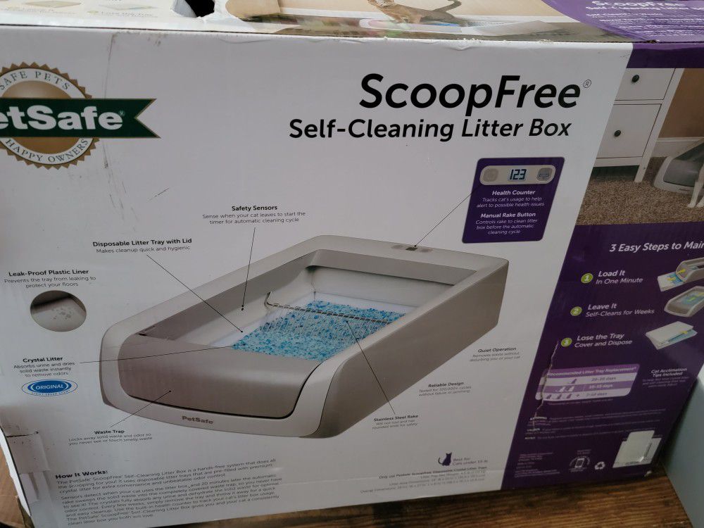 Scoopfree Self Cleaning Cat Box 