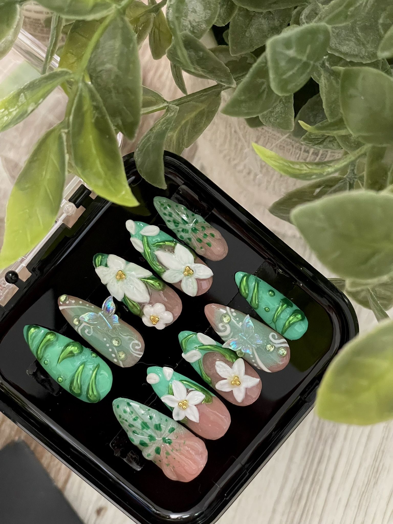 Custom Press-on Nails