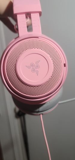 Brand New Condition Quartz Pink Razer Kraken Headset