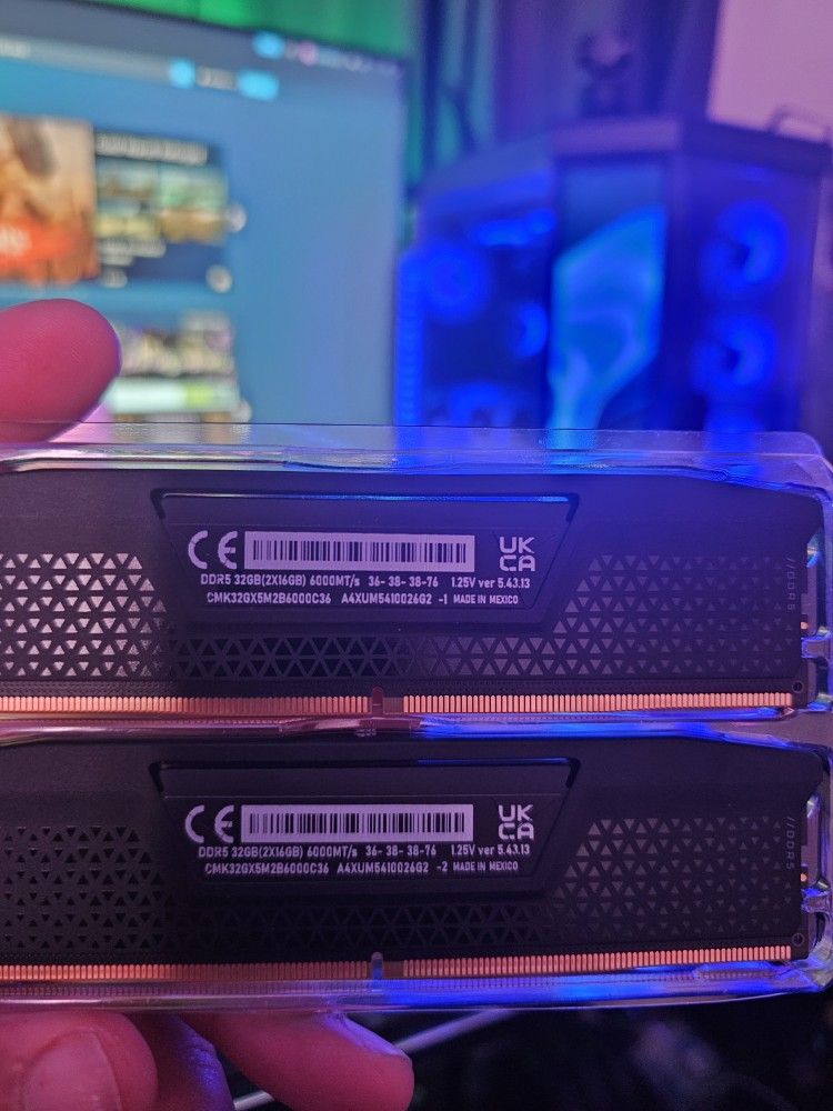 32 GB [16 GB X2] DDR5-6000MHz Memory Module - CORSAIR Vengeance