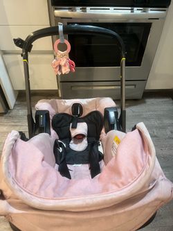 Doona dupe infant car seat / stroller