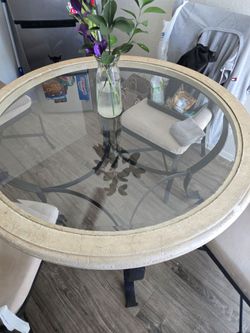 Dinning table
