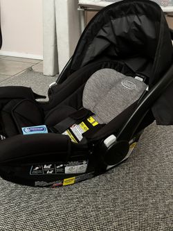 Graco car seat 