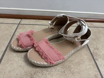 New Sandals Size 6