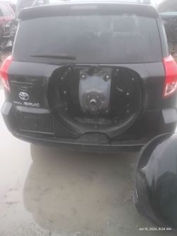 2008 Toyota RAV4 for parts