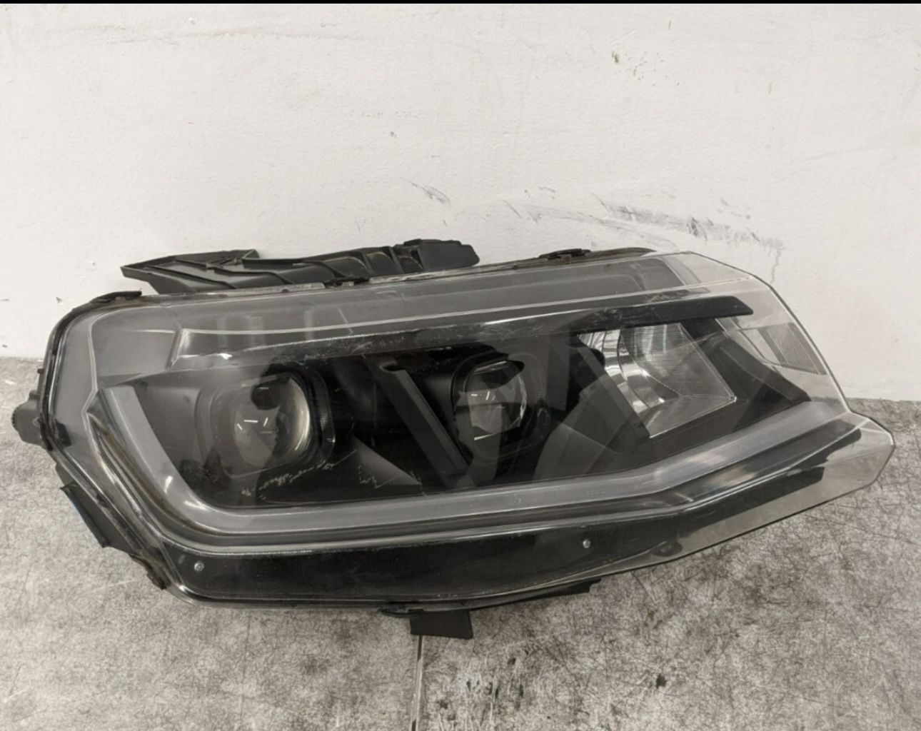2016-2018 Chevy Camaro Front Right Passenger Dual Beam LED Headlight OEM