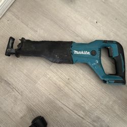 Makita XRJ04 18V Cordless Reciprocating Saw