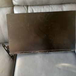 Tv With Wall mount 32 In