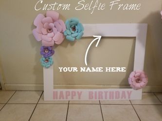 Selfie Frame with Giant Paper Flowers