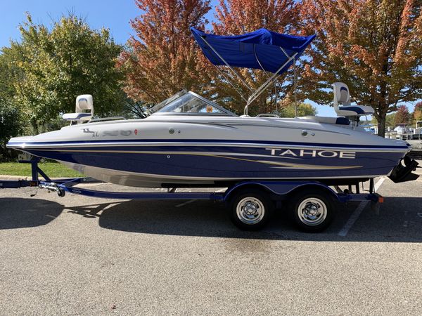 2007 tahoe 216 deck boat / fishing