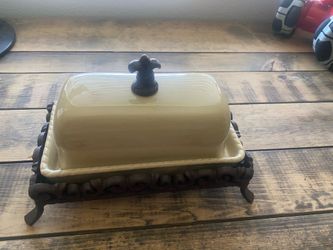 Artimino Tuscan Butter Dish Countryside Sienna Green Metal Stand Earthenware