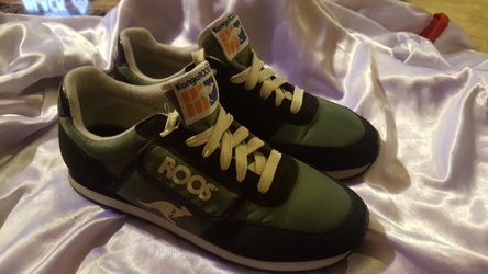 ROOS/kangaroo's Classic Sneakers !! (Mint Cond)