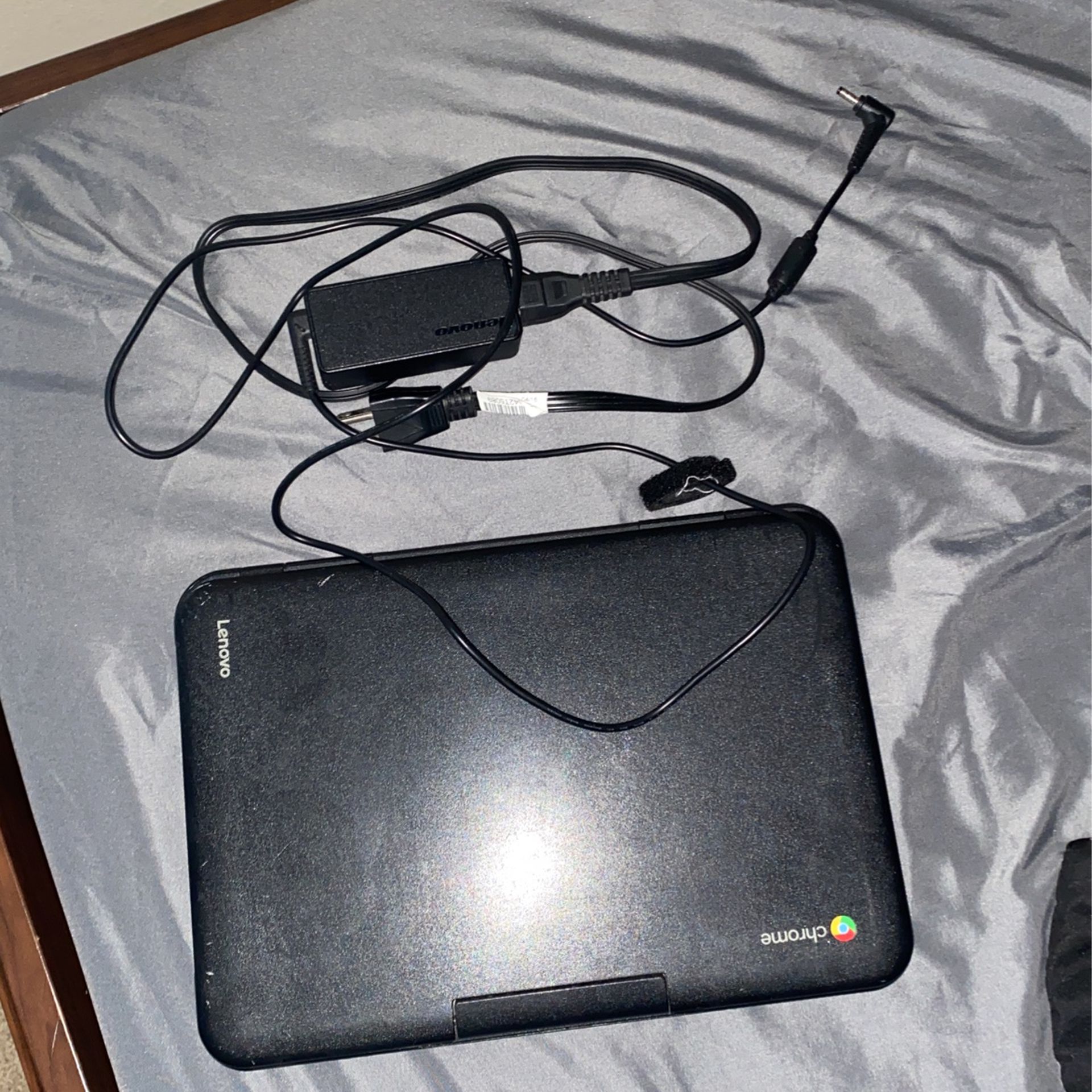 Lenovo Chrombook And Charger 