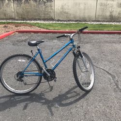 Pacific Wonens Mountain Bike