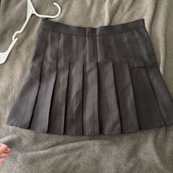 Pleated Skirt 