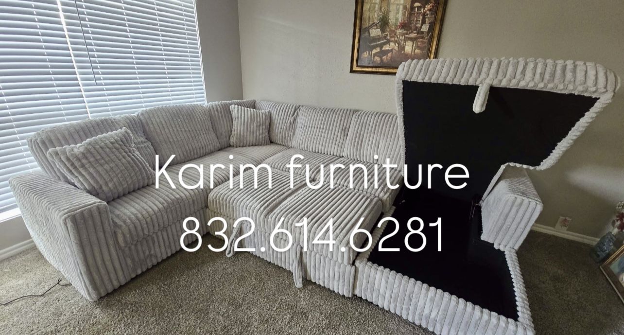 GRAY COUCH