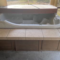 8ft X 8ft Jacuzzi