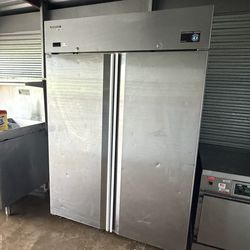 Hoshizaki CF2B-FS - Commercial Freezer-ONLY $2,600 OBO