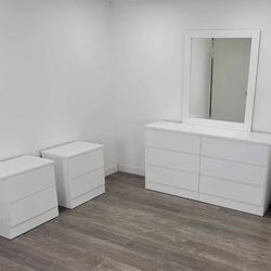Dresser Whit Mirror And 2 Nightstands - Cómoda Con Espejo Y 2 Mesitas De Noche 